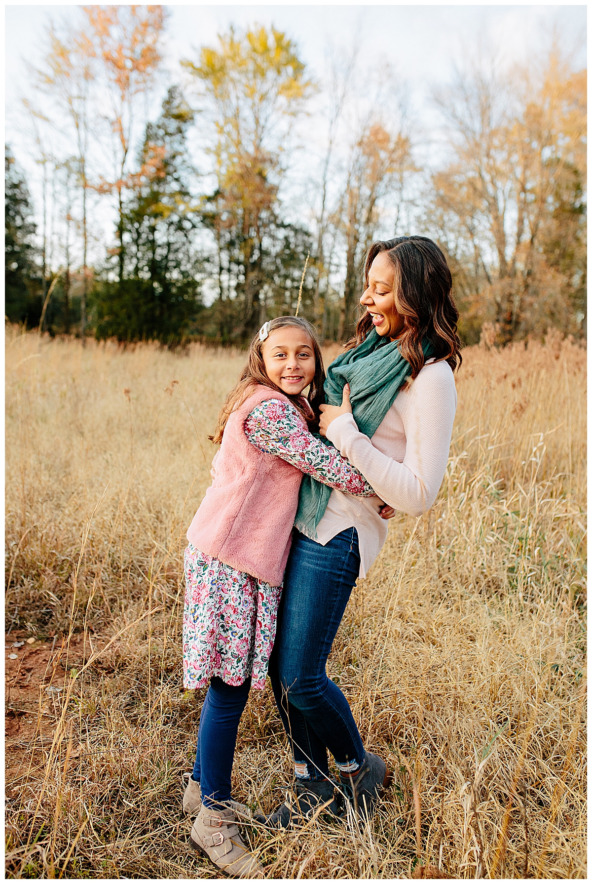 The Burns Family fall portrait session at the Manassas Battlefield with Seana Shuchart Photography