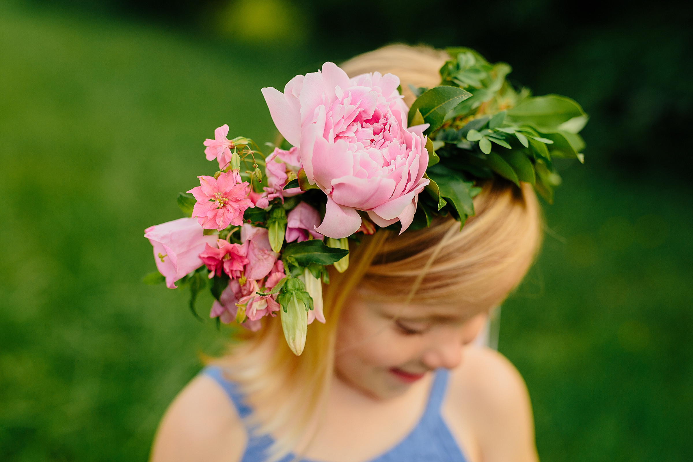 Wollam Gardens flower crowns with Seana Shuchart Photography